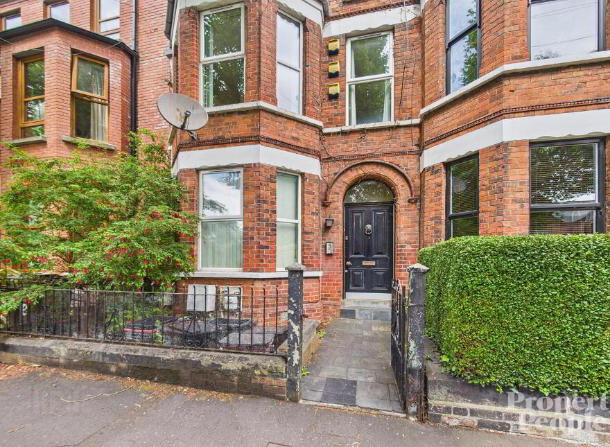10b Glandore Avenue, Belfast, BT15 3FB