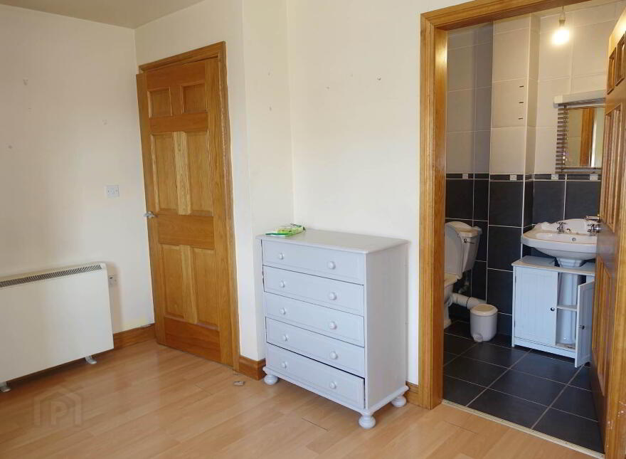 Tullyreagh Road, Enniskillen, BT94 3GJ