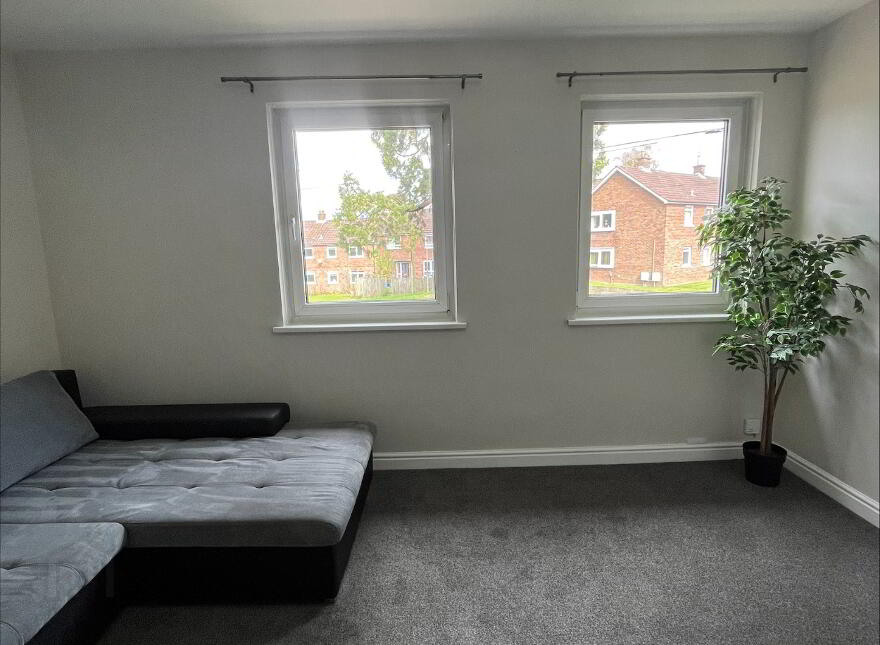 9 Firmount Crescent, Holywood, BT18 9QN