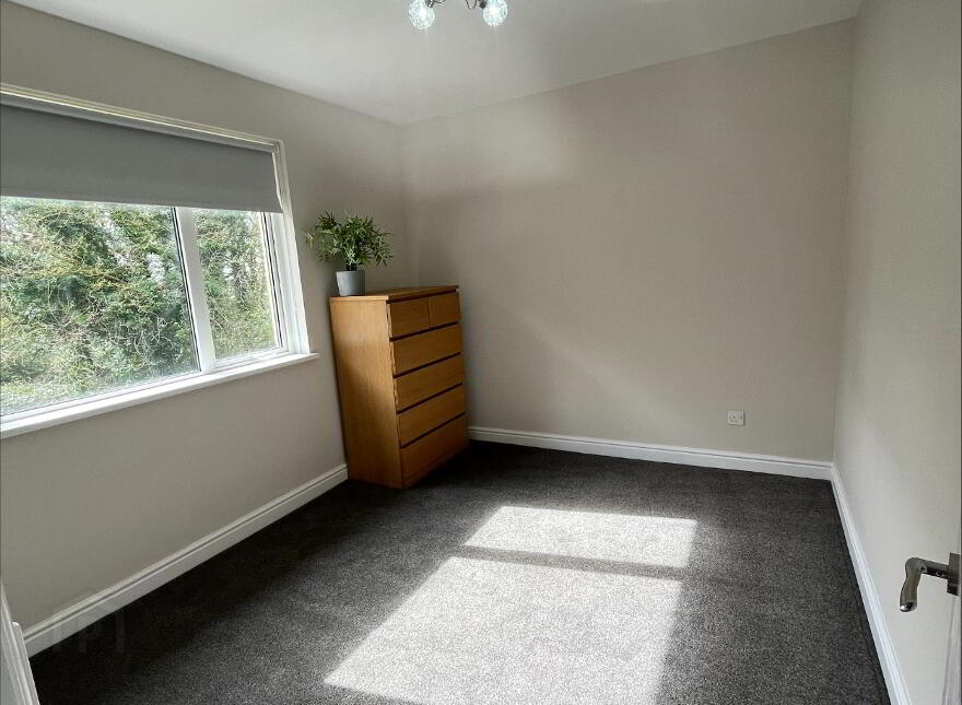 9 Firmount Crescent, Holywood, BT18 9QN