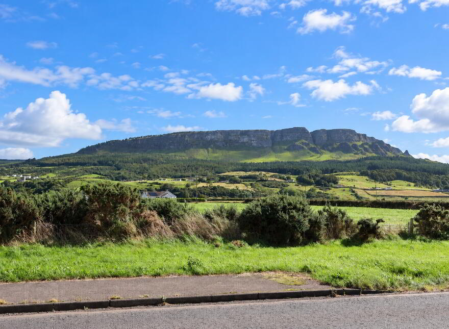 8 Drumavally, Bellarena, Limavady, BT49 0LT