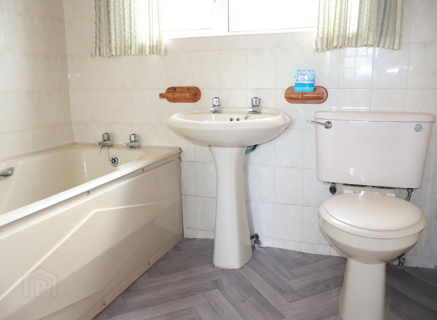 8 Drumavally, Bellarena, Limavady, BT49 0LT