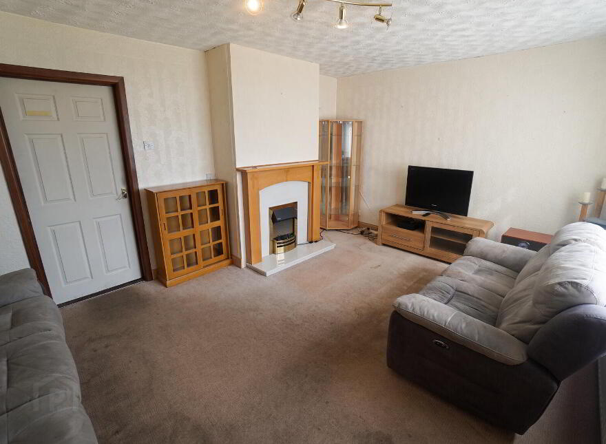 9 Burleigh Walk, Carrickfergus, BT38 8HP