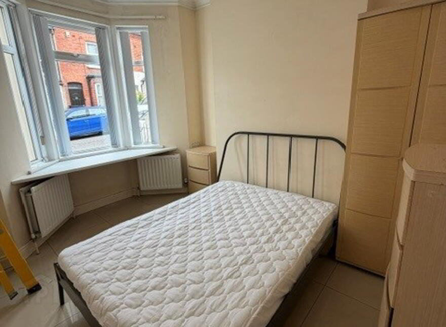 116 Dunluce Avenue, Belfast, BT9 7AZ