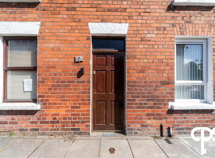 7 Institution Place, Belfast, BT12 4AE