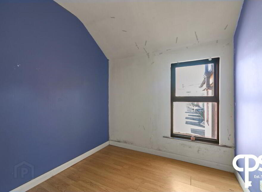 7 Institution Place, Belfast, BT12 4AE