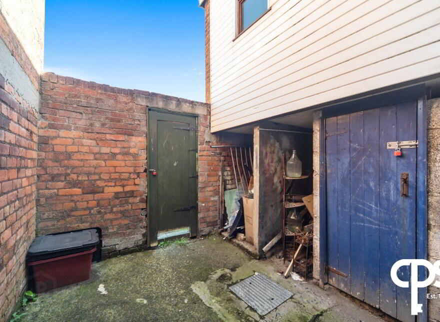 7 Institution Place, Belfast, BT12 4AE