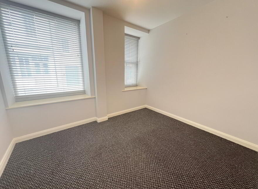 32 Bridge Street, Lisburn, BT28 1XY
