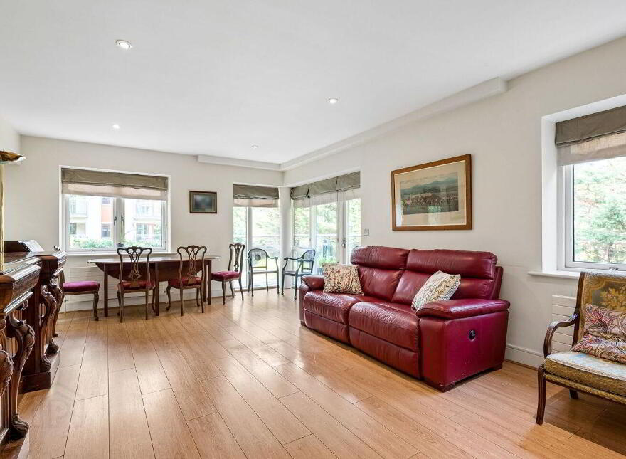 Apartment 3 Kelston Hall, Foxrock, Foxrock, D18F594