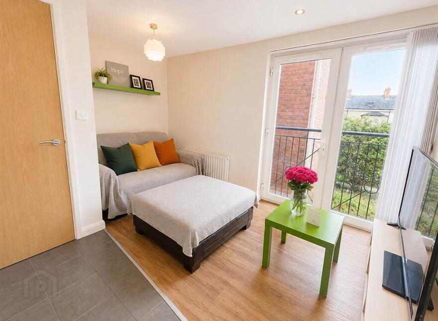Apartment 4 188-190 Albertbridge Road, Belfast, BT5 4GU
