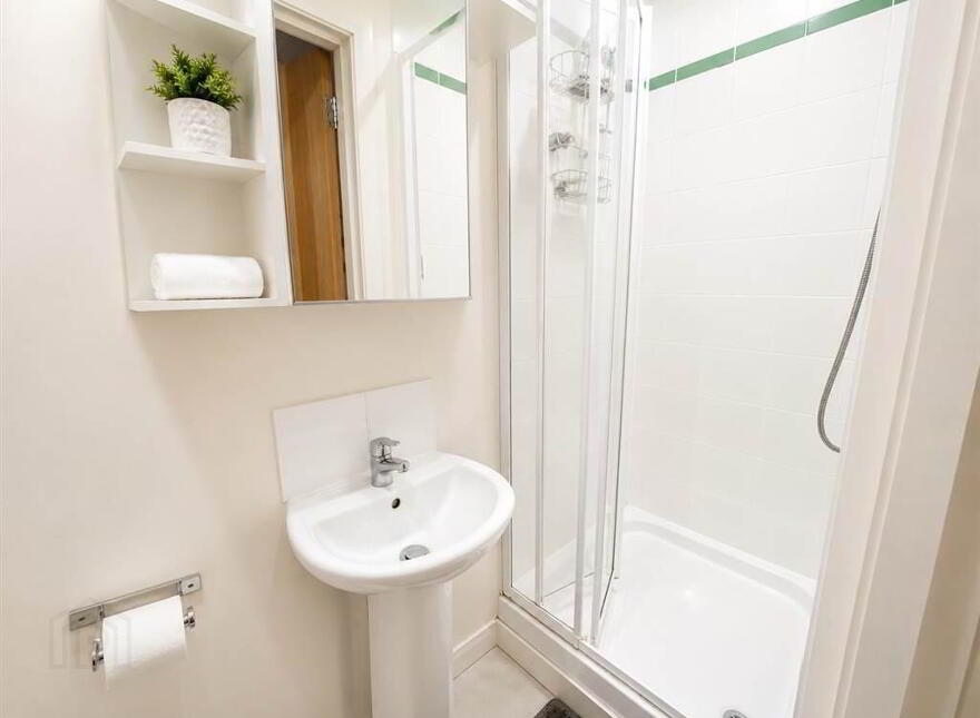 Apartment 4 188-190 Albertbridge Road, Belfast, BT5 4GU