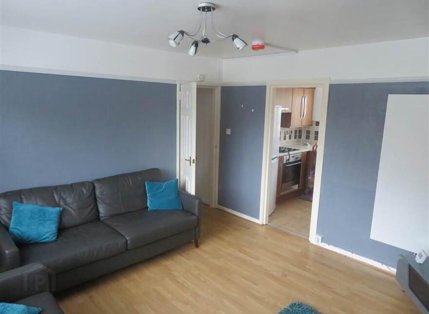 26B Inishowen Drive, Belfast, BT10 0EU