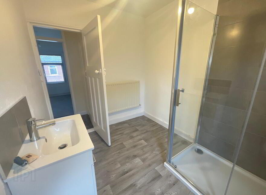 32 Enfield Drive, Belfast, BT13 3DT