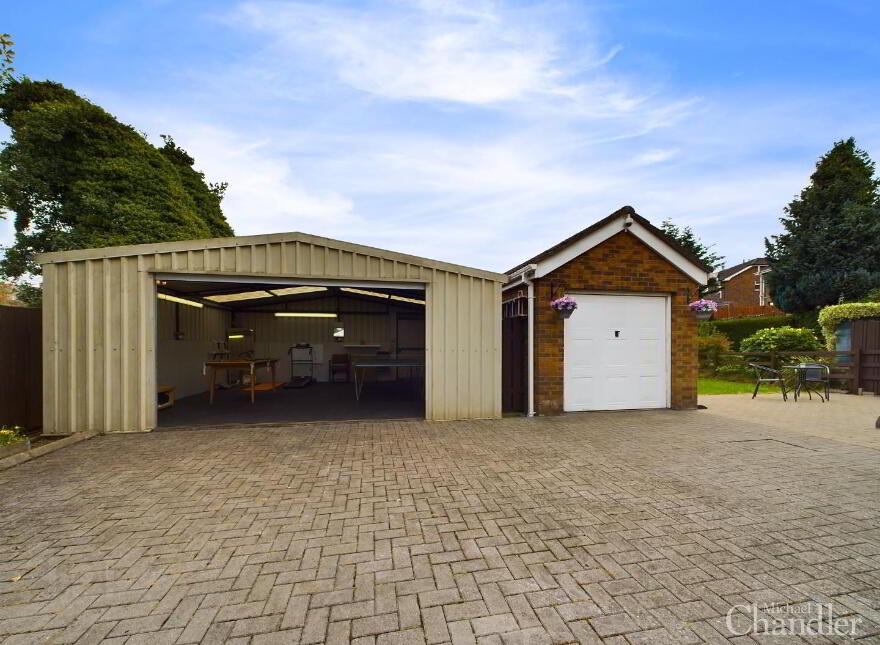 30 Hermitage, Hillsborough, BT26 6RJ