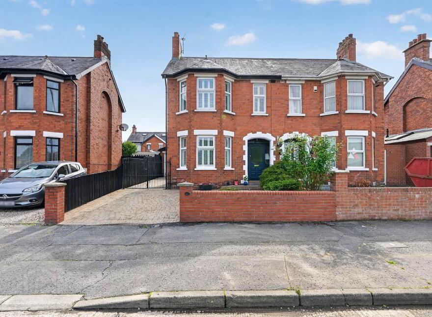 62 Ladas Drive, Belfast, BT6 9FT