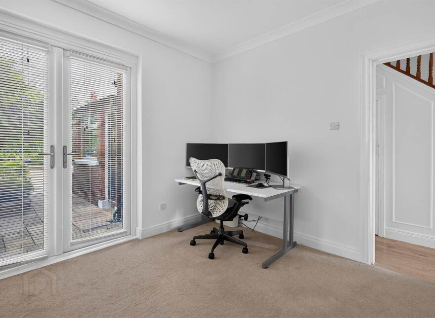 62 Ladas Drive, Belfast, BT6 9FT