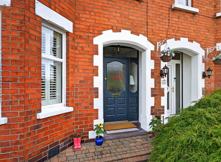 62 Ladas Drive, Belfast, BT6 9FT