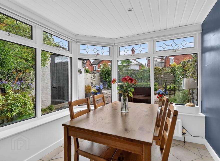 62 Ladas Drive, Belfast, BT6 9FT