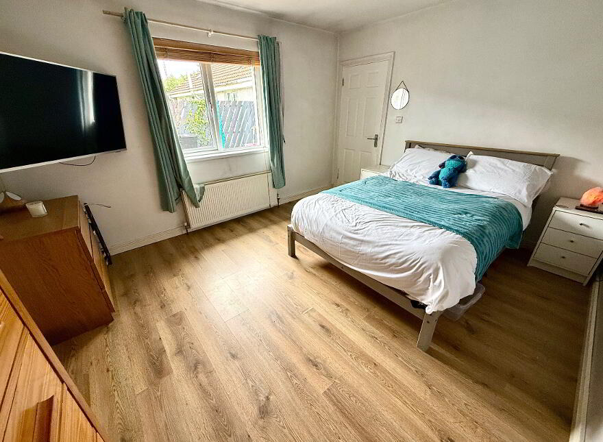 172 Eleaghmore Park, Derry, BT48 8DZ
