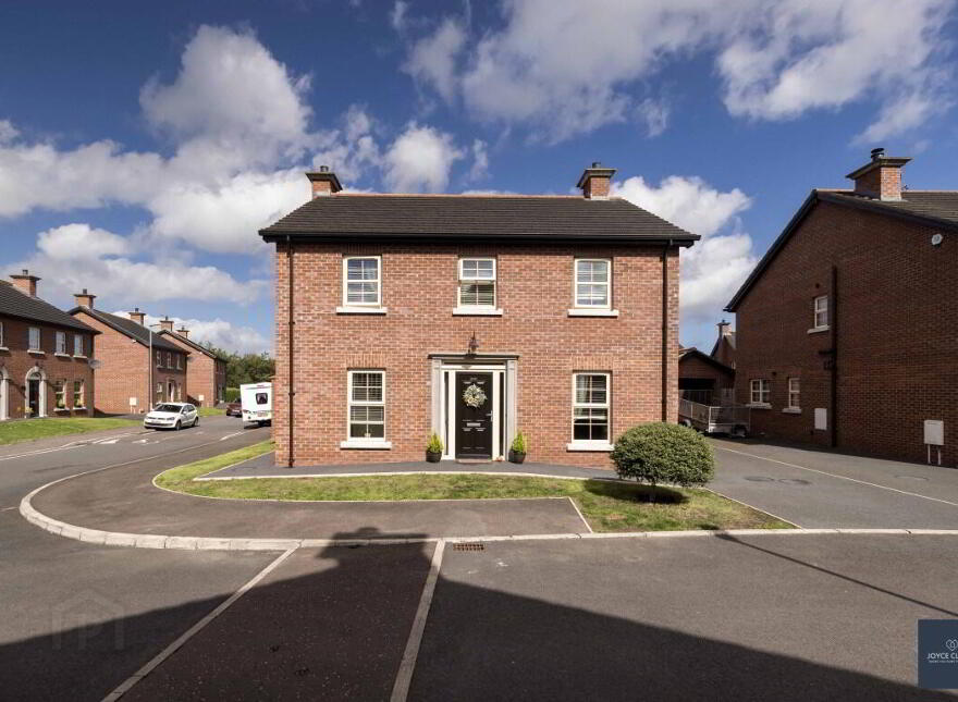 85 Ballynadrone Meadows, Magheralin, BT67 0FY