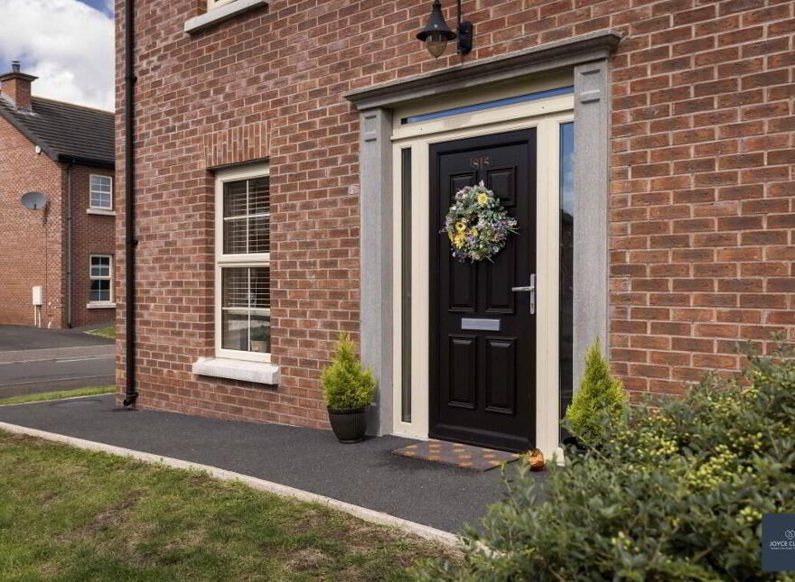 85 Ballynadrone Meadows, Magheralin, BT67 0FY