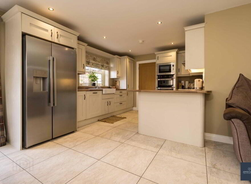 85 Ballynadrone Meadows, Magheralin, BT67 0FY