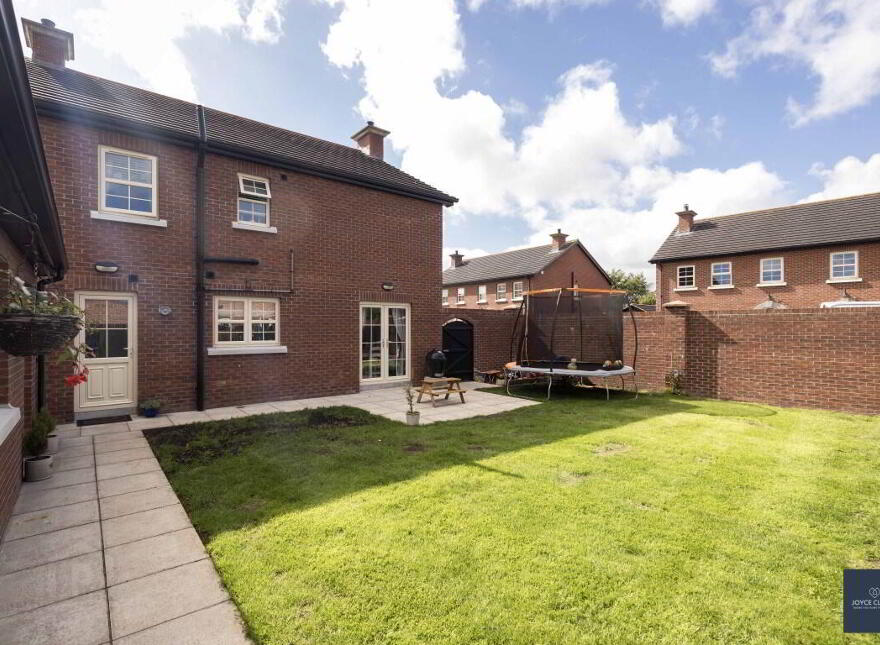 85 Ballynadrone Meadows, Magheralin, BT67 0FY