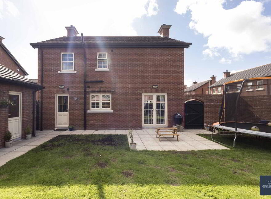 85 Ballynadrone Meadows, Magheralin, BT67 0FY
