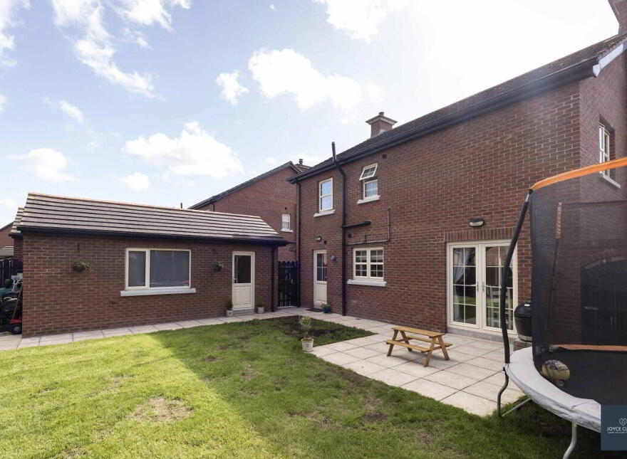 85 Ballynadrone Meadows, Magheralin, BT67 0FY