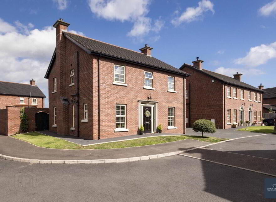 85 Ballynadrone Meadows, Magheralin, BT67 0FY