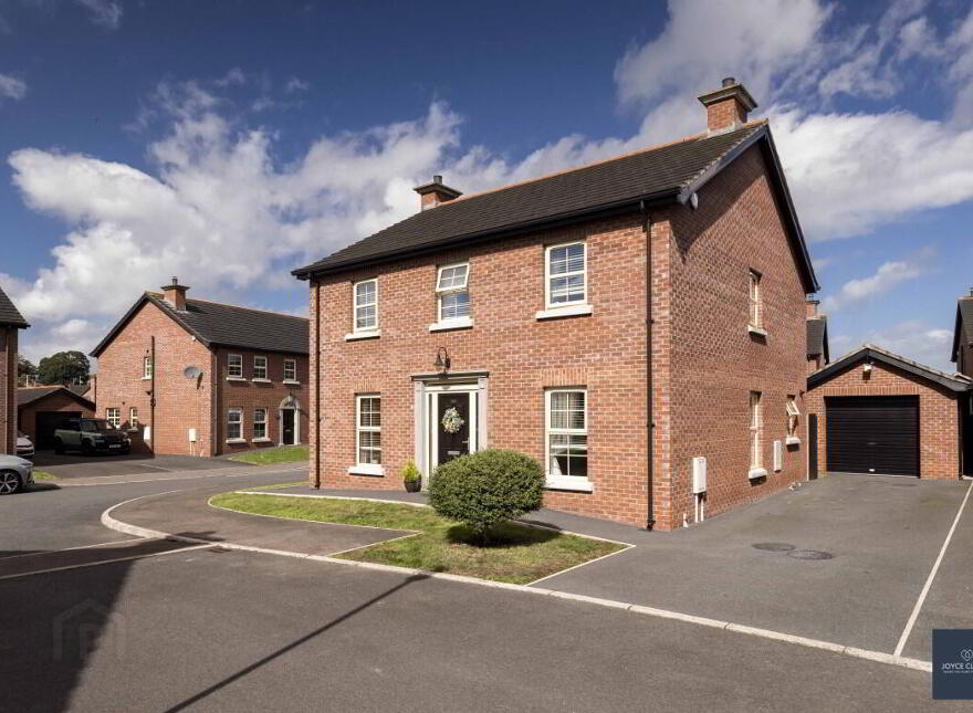 85 Ballynadrone Meadows, Magheralin, BT67 0FY