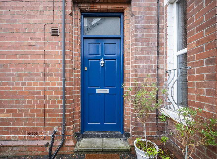 46 Old Cavehill Road, Belfast, BT15 5GT