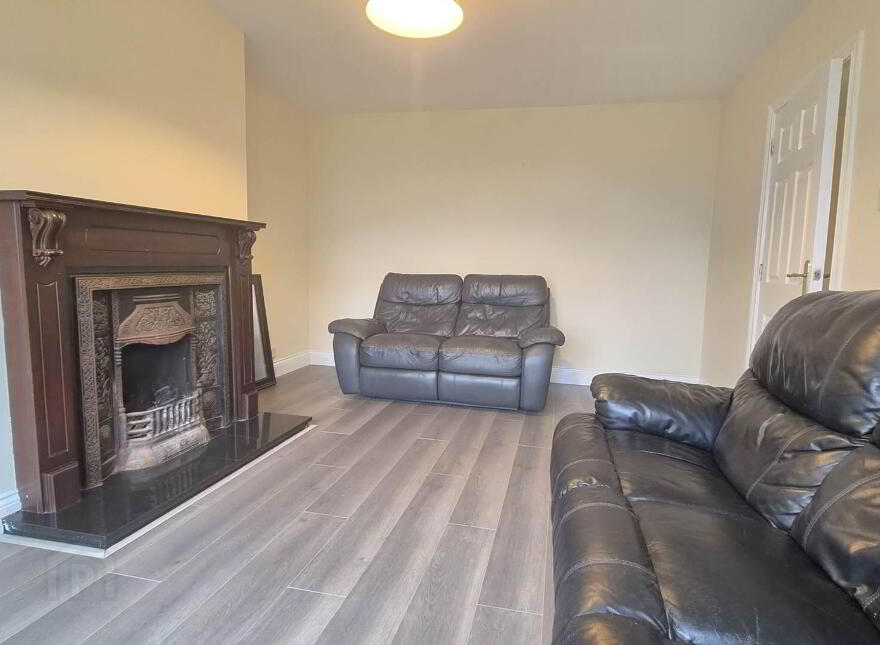 132 Foxhills, Letterkenny, F92RX6K