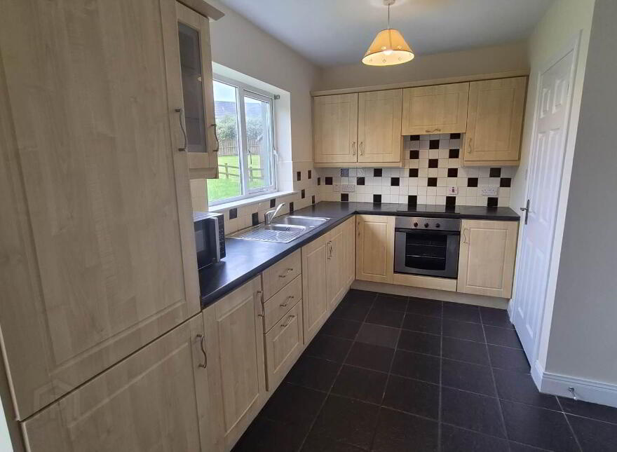 132 Foxhills, Letterkenny, F92RX6K