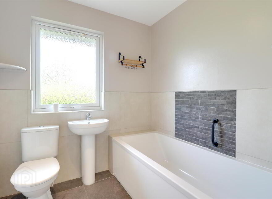 41 Abbey Park, Millisle, Newtownards, BT22 2BH