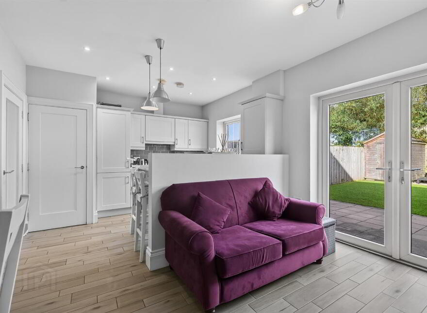 13 Balmoral Park Gardens, Belfast, BT10 0AF