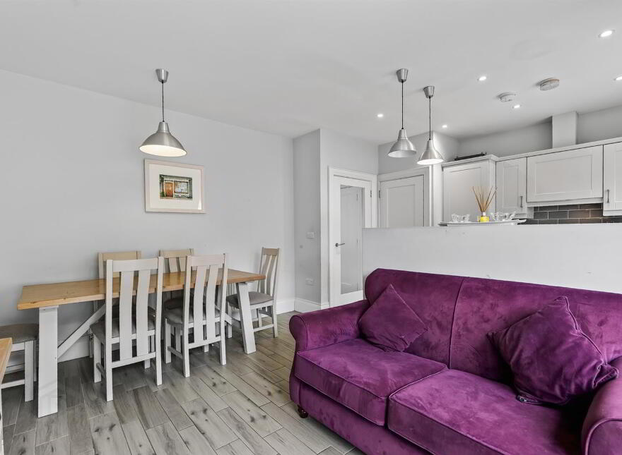 13 Balmoral Park Gardens, Belfast, BT10 0AF