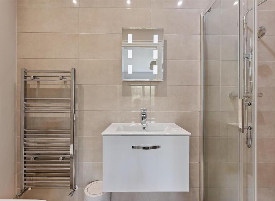 13 Balmoral Park Gardens, Belfast, BT10 0AF