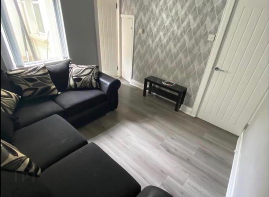 Roden Street, All Bills Included, Belfast, BT12 5QB