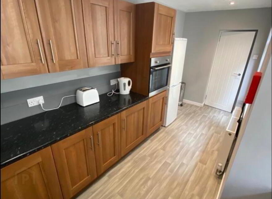Roden Street, All Bills Included, Belfast, BT12 5QB