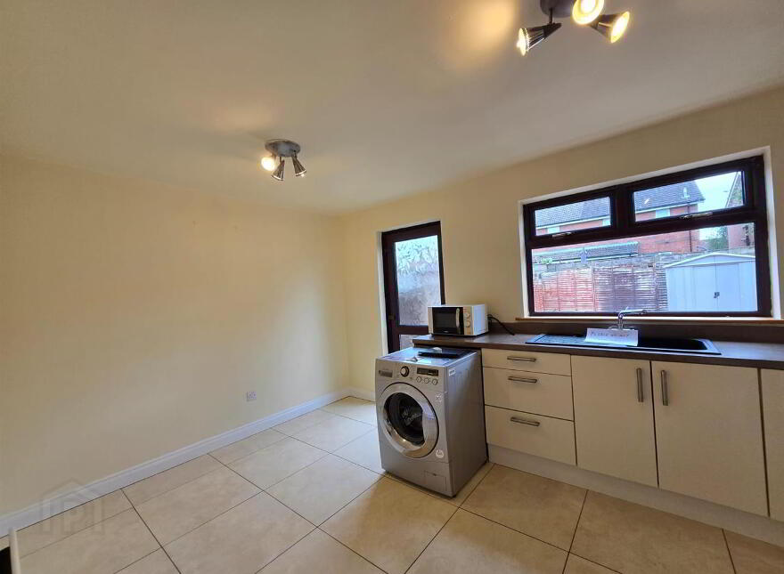 31 Dunsy Way, Comber, Newtownards, BT23 5DG