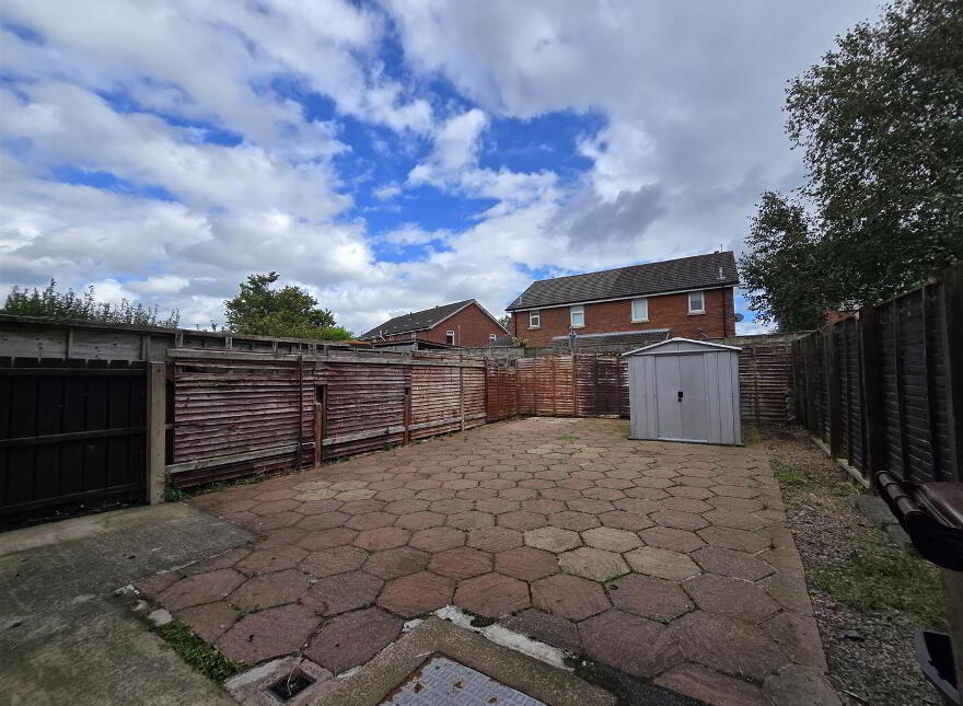 31 Dunsy Way, Comber, Newtownards, BT23 5DG