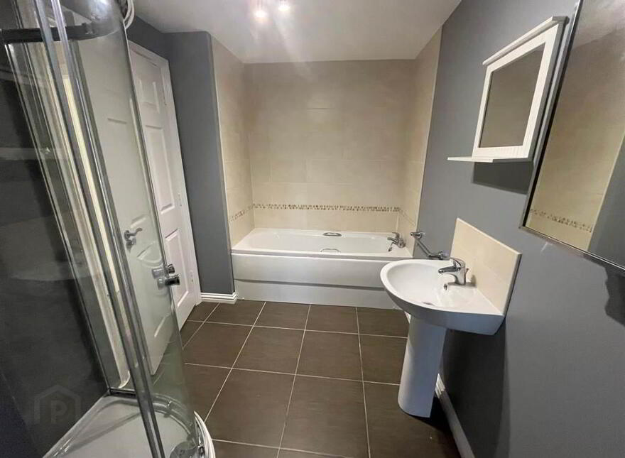 Bay Road Manor, Larne, BT40 1FD