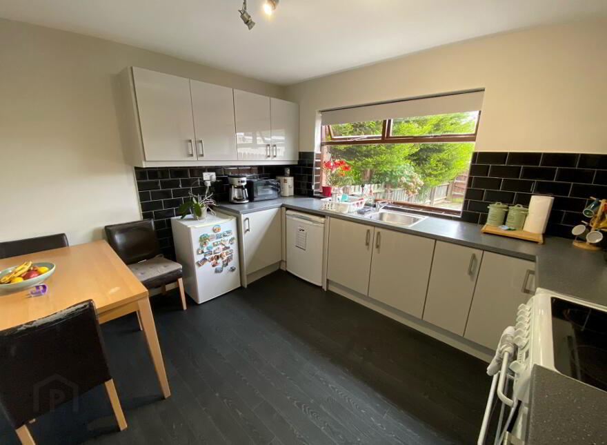 105 Meeting House Lane, Lisburn, BT27 5BY