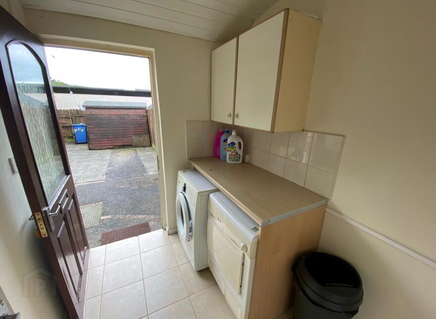 105 Meeting House Lane, Lisburn, BT27 5BY