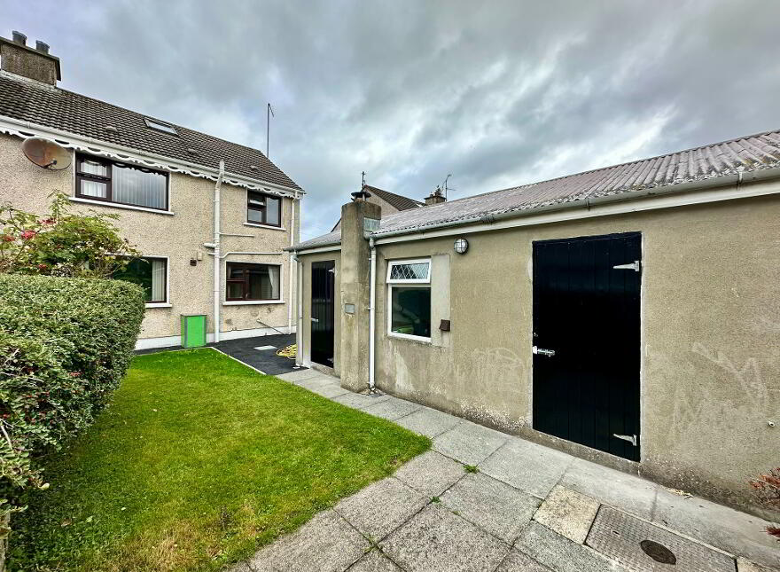 32 Conway Park, Mullaghbawn, Newry, BT35 9TS