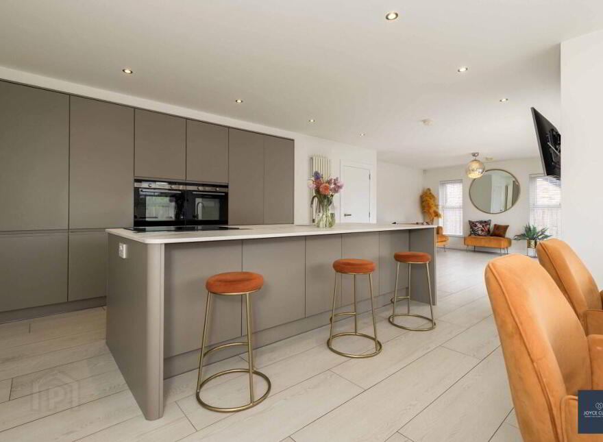 58 The Spires, Craigavon, BT62 1FB