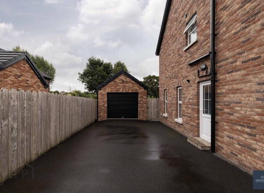 58 The Spires, Craigavon, BT62 1FB