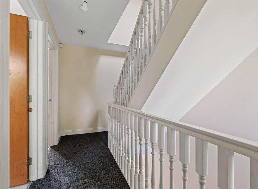 25 Annadale Square, Belfast, BT7 3LT