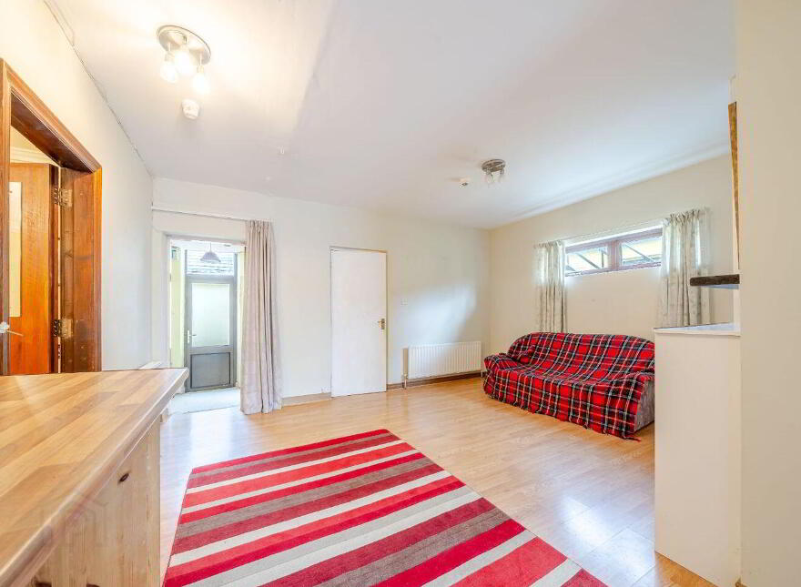 Ashford Manor, Ballyhowly, Knock, F12CY67